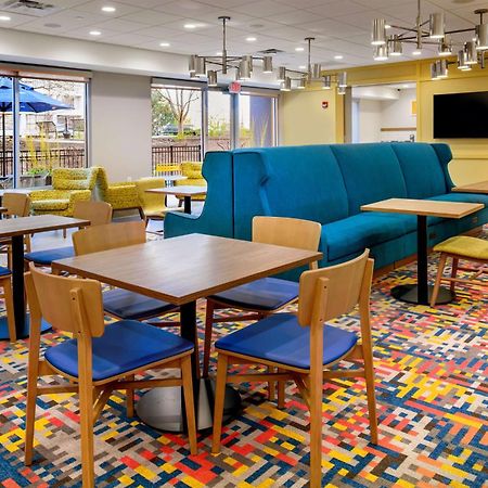 Hampton Inn By Hilton St Louis Airport Woodson Terrace Екстер'єр фото