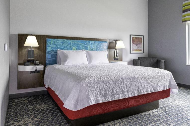 Hampton Inn By Hilton St Louis Airport Woodson Terrace Екстер'єр фото