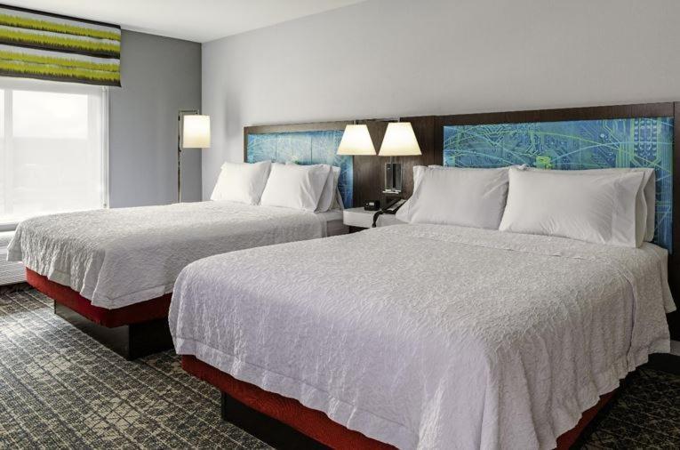 Hampton Inn By Hilton St Louis Airport Woodson Terrace Екстер'єр фото