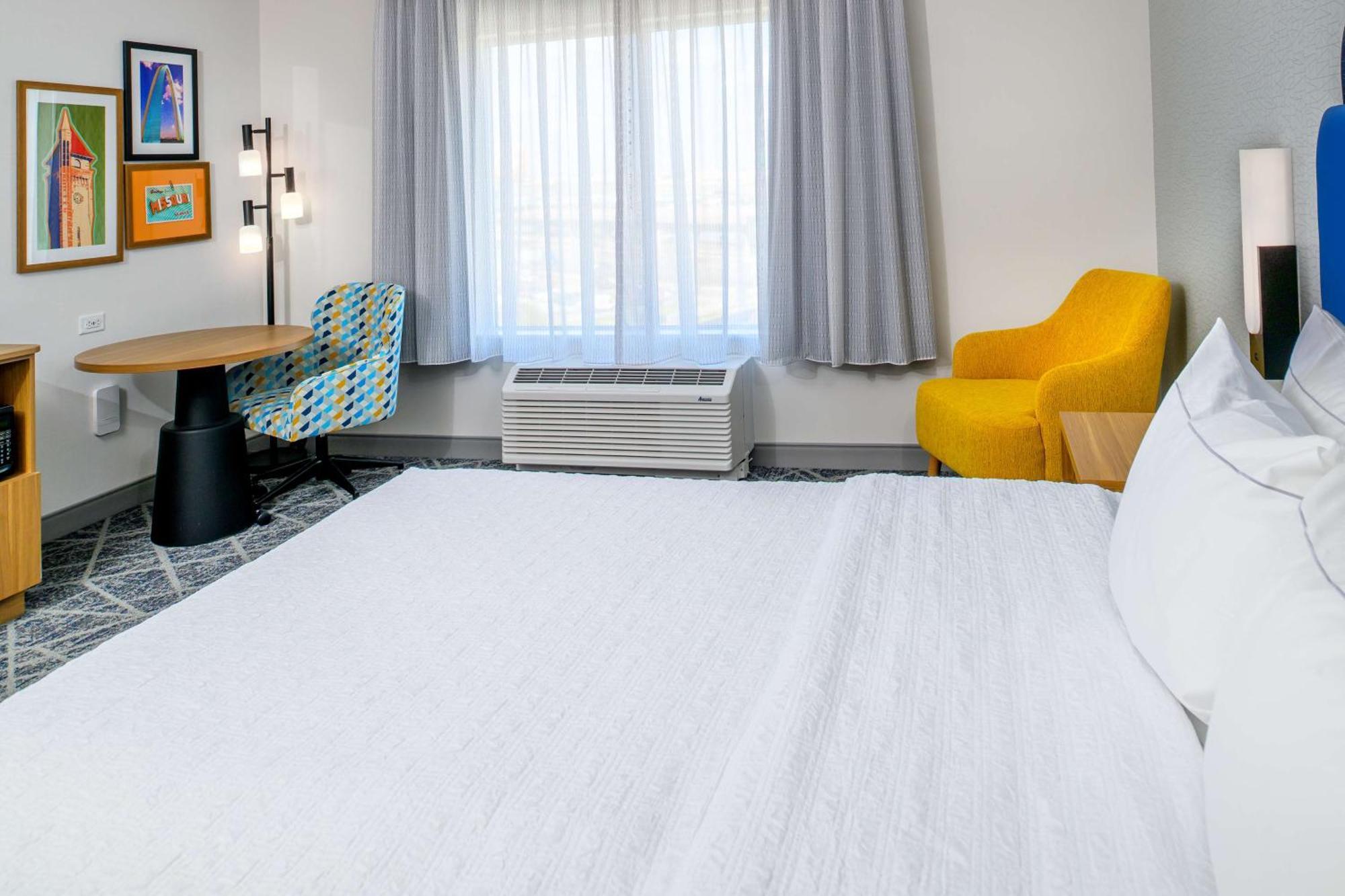 Hampton Inn By Hilton St Louis Airport Woodson Terrace Екстер'єр фото