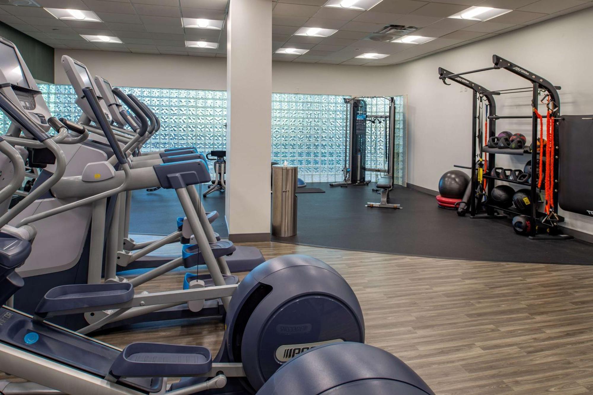Hampton Inn By Hilton St Louis Airport Woodson Terrace Екстер'єр фото