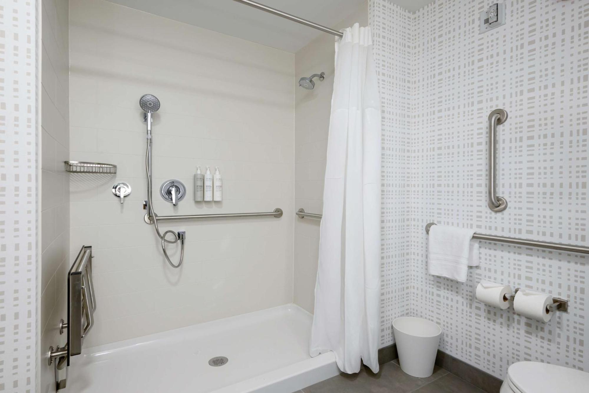 Hampton Inn By Hilton St Louis Airport Woodson Terrace Екстер'єр фото